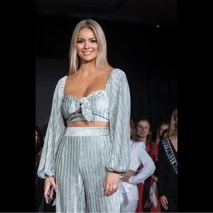 Meet your Posher, Veronica